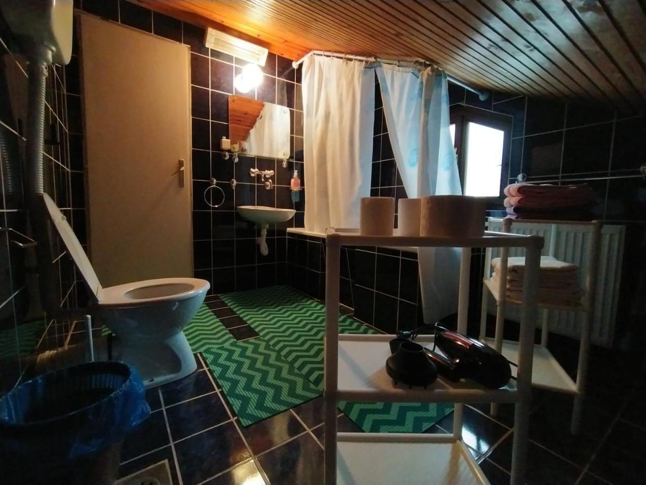 Apartmani Milic Sirogojno Zimmer foto